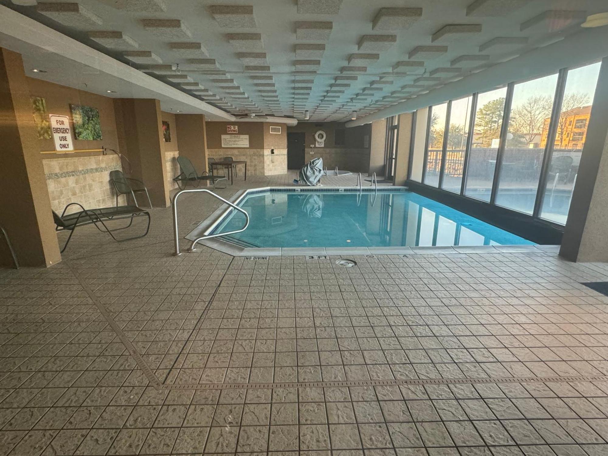 Sonesta Essential Houston Hobby Airport Hotel Exterior photo